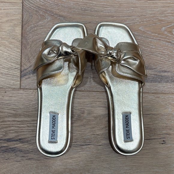 Steve Madden Tatumm Slide - Picture 2 of 3